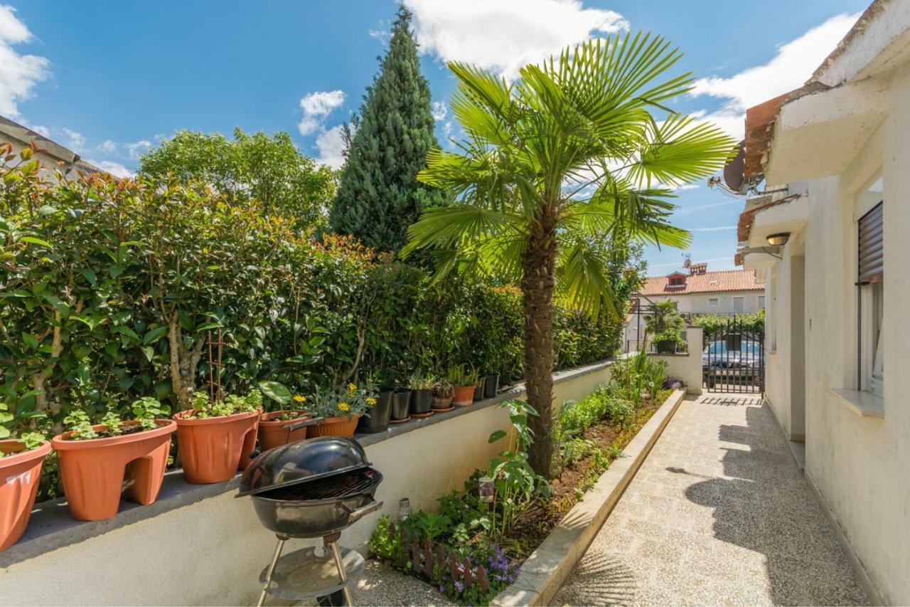 Apartments Radmila Poreč Eksteriør bilde